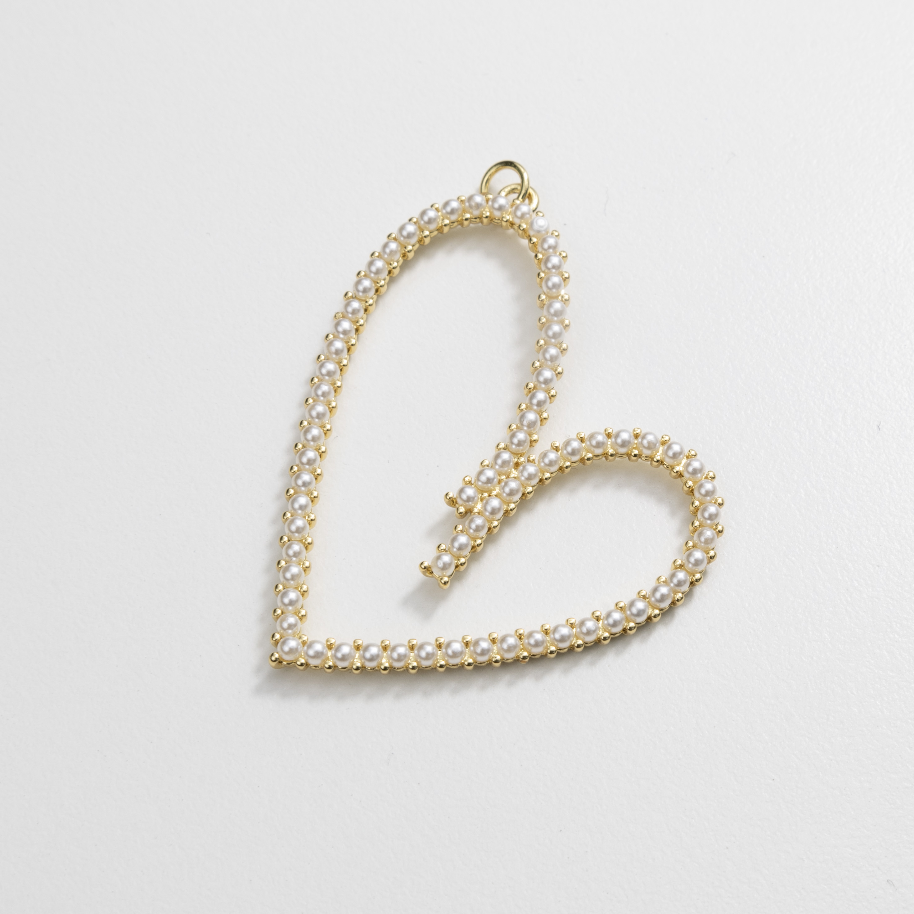 16587 Heart with Mini Pearl Charm